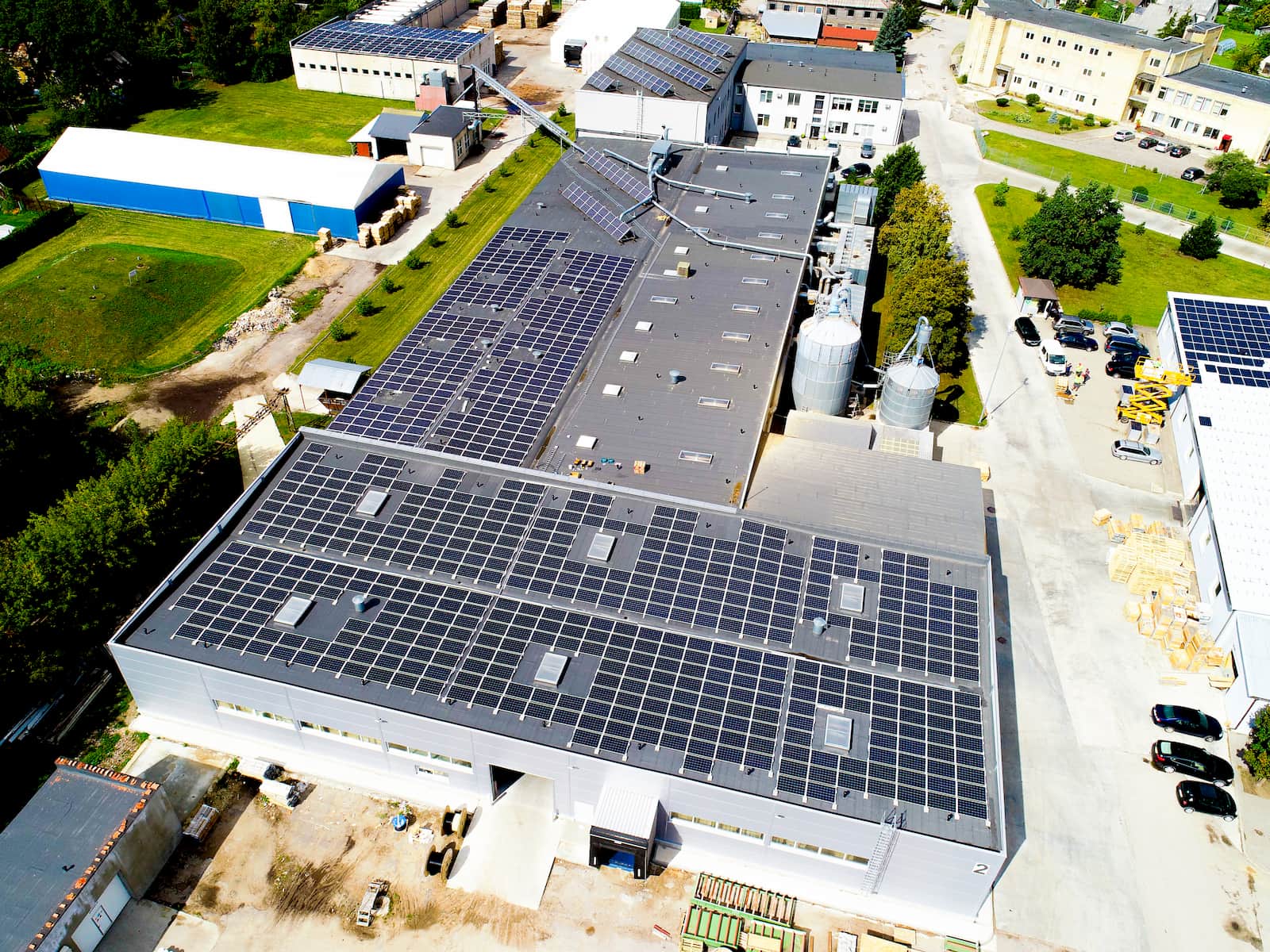 Energijos taupymo projektas iš Eternia Solar