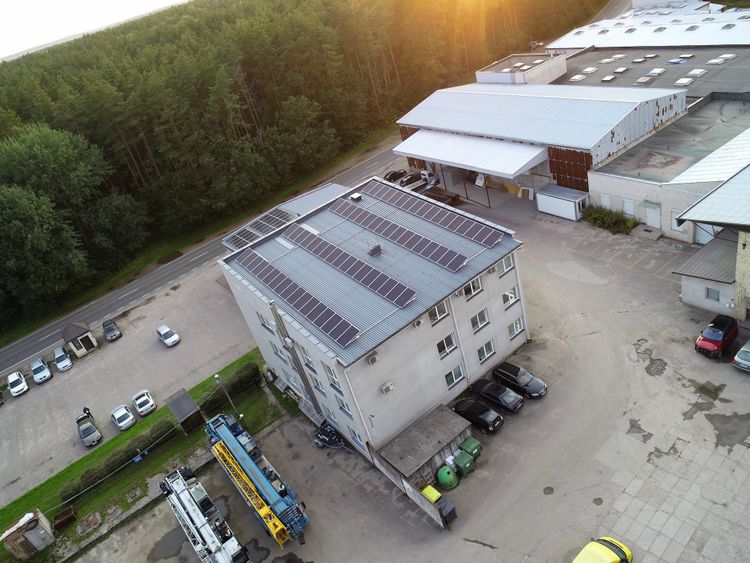 saulės elektrinės pastatytos Eternia Solar